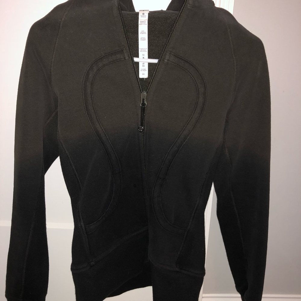 Women’s Lululemon Hooded Sweatshirt Size 4